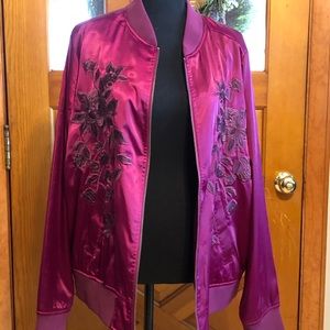 Torrid satin jacket with embroidery size 2